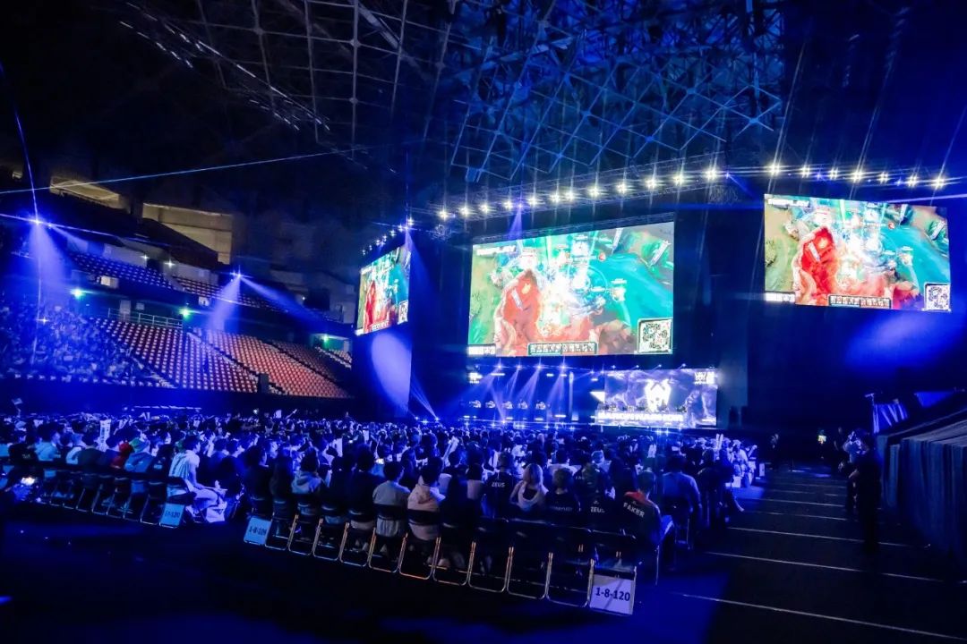 形后